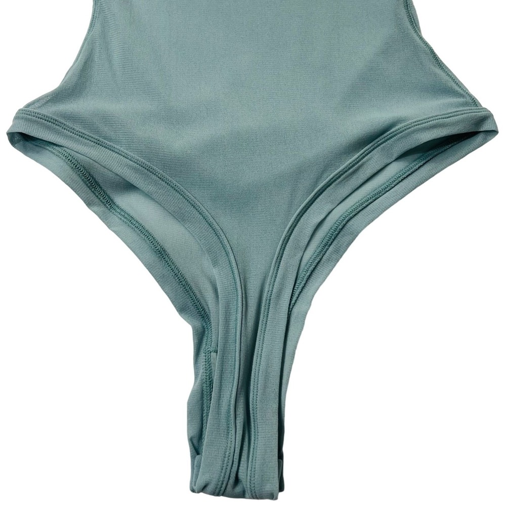 SKIMS Light Gray Stretch Scoop Neck Bodysuit - Picture 7 of 11